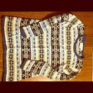 Motherhood maternity sweater